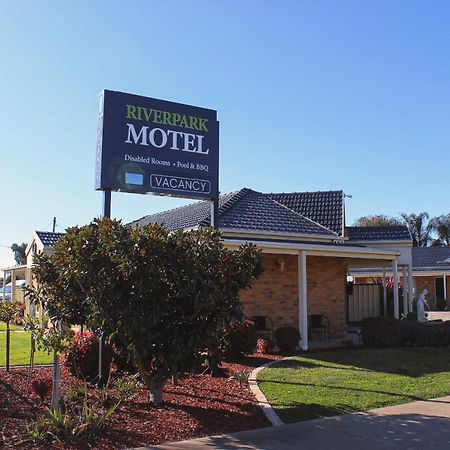 Riverpark Motel Moama Exterior photo